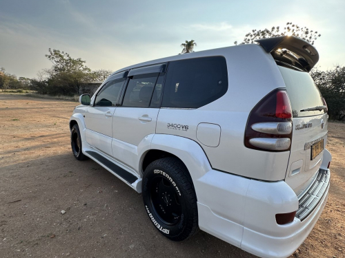 Toyota Landcruiser Prado in Botswana