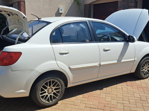 Kia Rio in Botswana