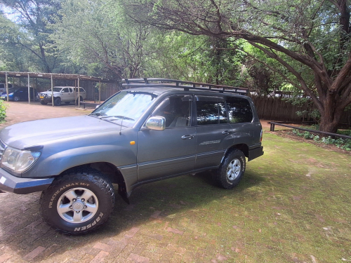 Toyota Land Cruiser in Botswana