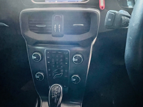 Volvo V40 in Botswana