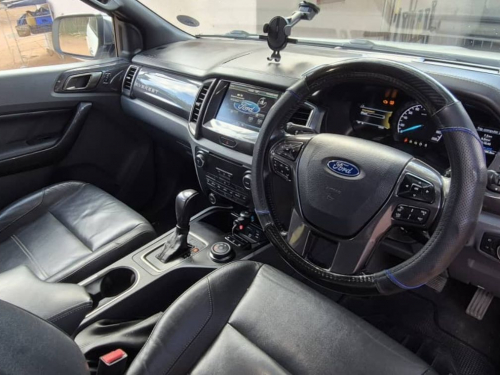 Ford Everest Limited 3.2 4X4 in Botswana