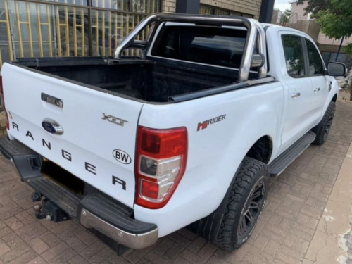 Ford Ranger XLT 3.2l in Botswana