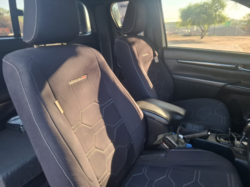 Toyota Hilux 2.8 GD 6 Legend 50 Club Cab 4 x 4 in Botswana