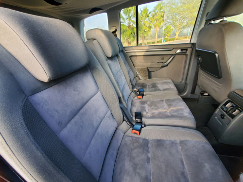 Volkswagen Touran 1.4i 7Seater in Botswana