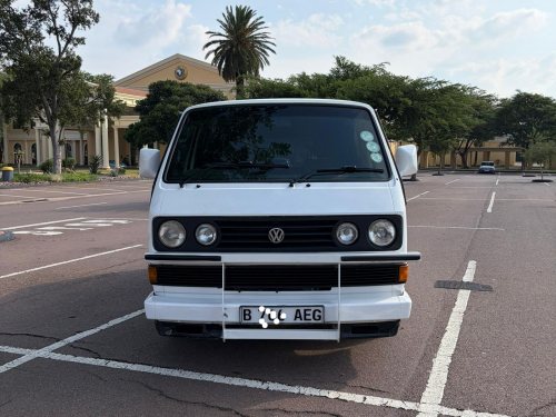 Volkswagen Microbus in Botswana