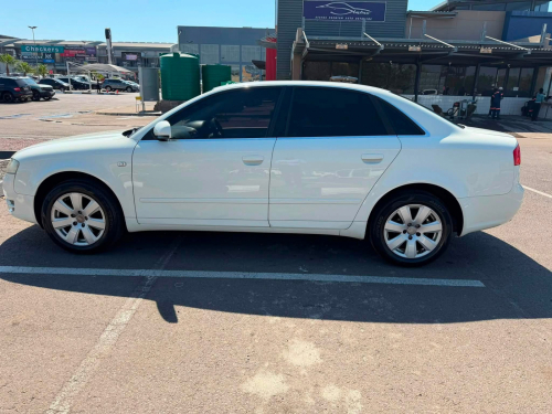 Audi A4 (B7) in Botswana