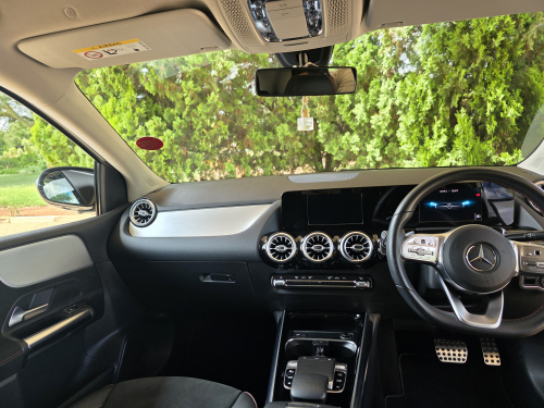Mercedes-Benz B200 AMG in Botswana