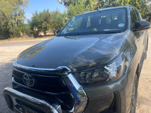 Toyota Hilux Raider DC in Botswana