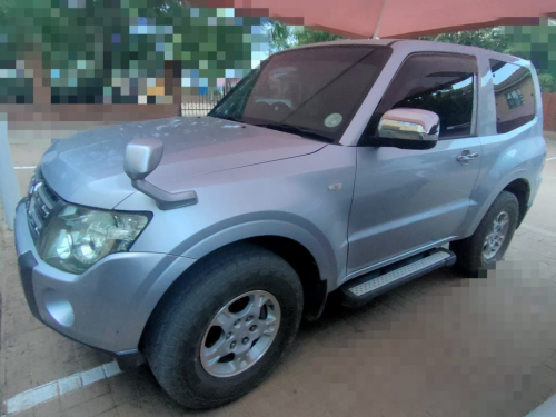 Pre-owned Mitsubishi Pajero 3.0l V6 for sale in 