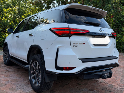 Toyota 2.8 GD6 Fortuner VX  4x4 in Botswana