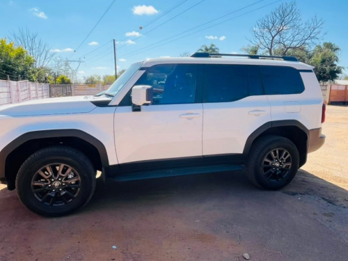 Toyota Land Cruiser Prado TX in Botswana