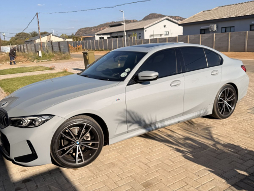 Used BMW 320i for sale in Gaborone