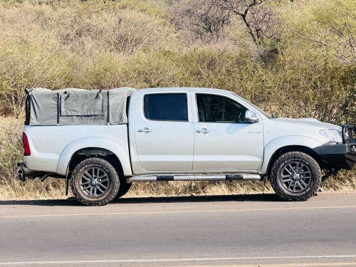 Toyota Hilux D4D 4x4 in Botswana