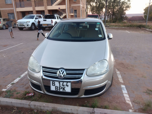 Volkswagen Jetta 2.0FSI in Botswana