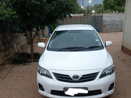 Pre-owned Toyota Corolla Quest for sale in 