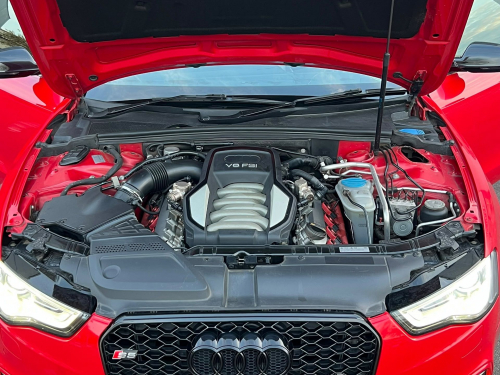 Audi S5 4.2 FSI V8 in Botswana