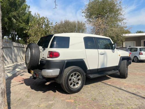 Toyota FJ Cruiser in Botswana