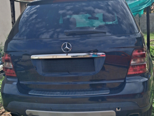 Mercedes-Benz ML 280 in Botswana