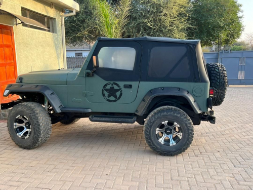 Jeep Wrangler 4.0 in Botswana
