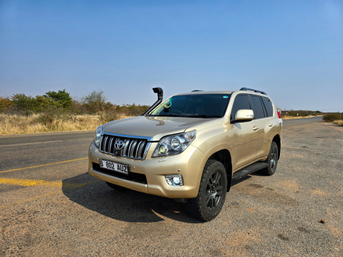 Toyota Prado VX 3.0 D4D in Botswana