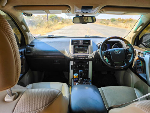Toyota Prado VX 3.0 D4D in Botswana