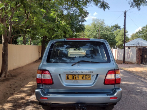Toyota Landcruiser GX 4,5Efi in Botswana