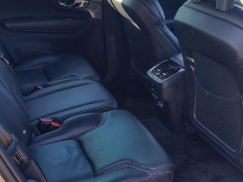 Volvo XC90 D5 Inscription in Botswana