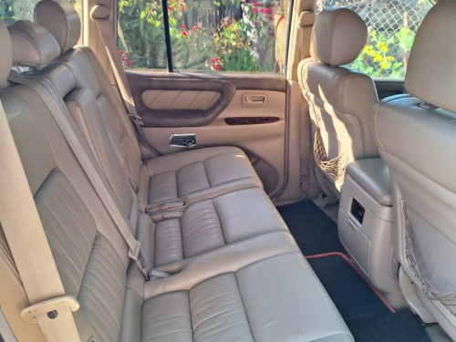 Toyota Land Cruiser 100 series 4.2 TDi Lexus in Botswana